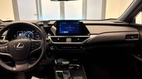 Lexus Ux 250h Pack Business Plus 2WD — photo 11