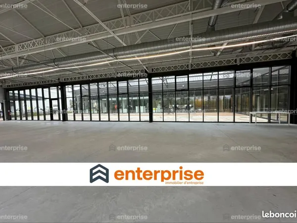 Bureau 520 m²