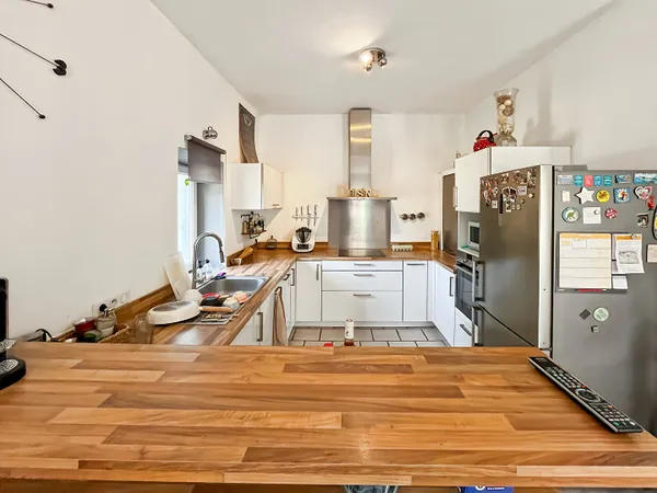 Maison 8 pièces 219 m²