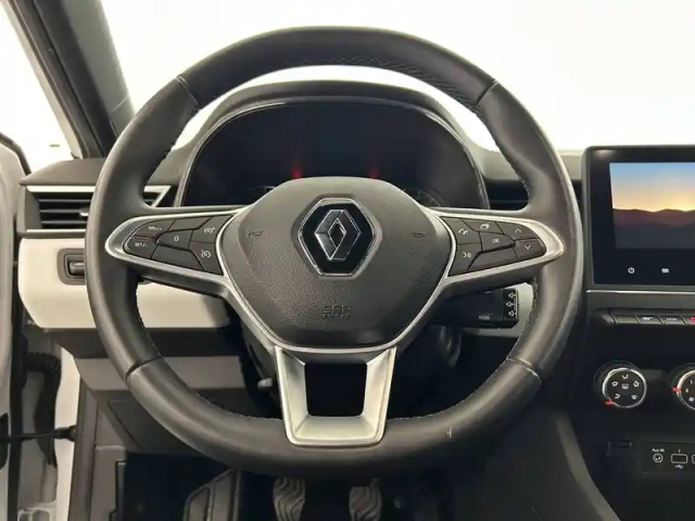 Renault Clio tce 90 - 21n — photo 24