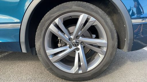 Volkswagen Tiguan 2.0 TDI 150 DSG7 - R-Line Exclusive – 2024 – 33340 km – Diesel – Boîte Automatique — photo 15