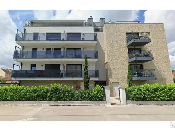 Appartement T2 lumineux avec terrasse et parking