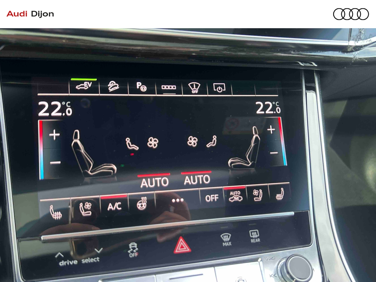 Audi Q8 55 TFSI e 394 Tiptronic 8 quattro — photo 28