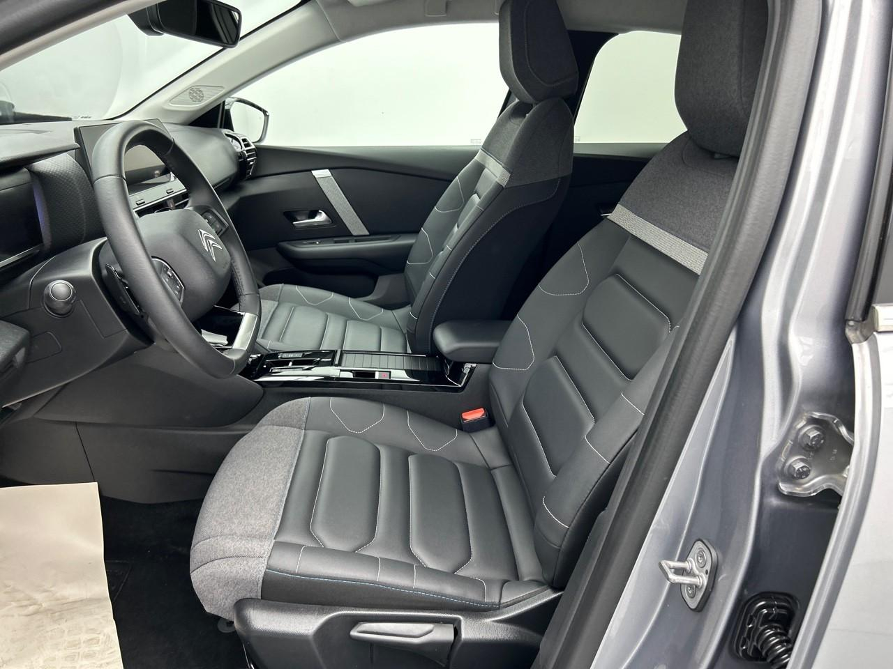 Citroën C4 X puretech 130 s&s eat8 shine — photo 10