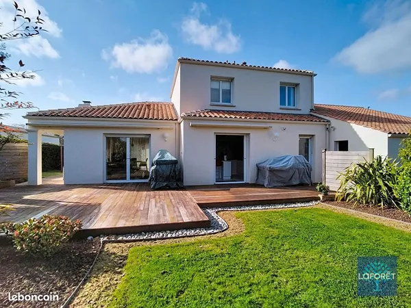 Maison 6 pièces 150 m²