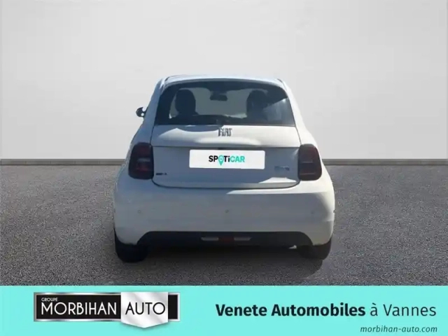 Fiat 500 3+1 e 118 ch — photo 5