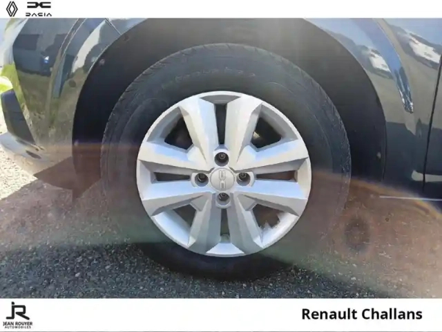 Dacia Sandero 1.0 tce 90ch expression — photo 8