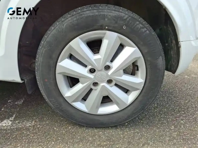 Dacia Sandero tce 90 cvt — photo 11