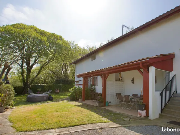 Bidart - Appartement T4 avec jardin et terrasse