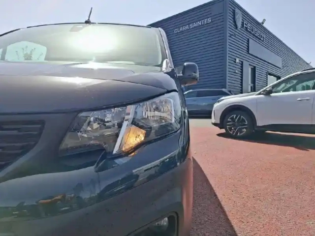 Peugeot Partner fourgon standard 650 kg bluehdi 130 s&amp;s eat8 — photo 16