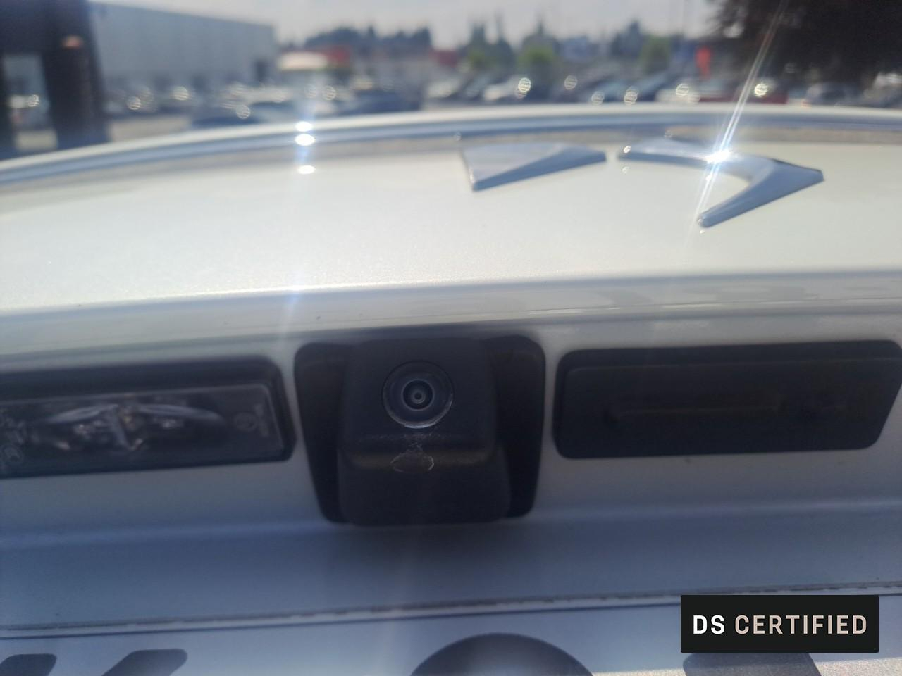 Ds Ds 7 crossback crossback hybride e-tense 300 eat8 4x4 rivoli — photo 13