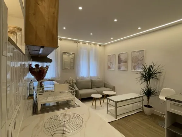 Chambre 10 m² + Salle d'eau privative - RER A 5min