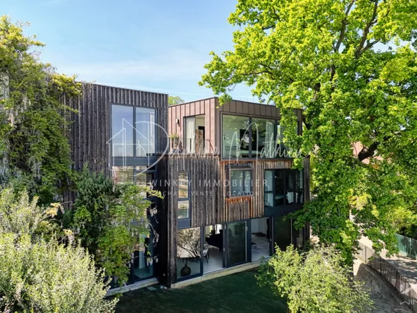 Maison familiale rénovée - Vue sur Paris