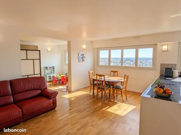 COURBEVOIE - CHARRAS - 90 m² - 14e ÉTAGE - VUE DÉGAGÉE - DOUBLE BOX