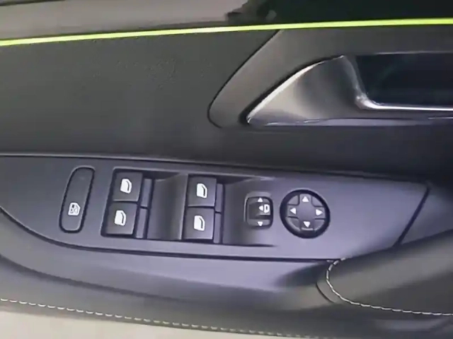 Peugeot 208 hybrid 110 e-dcs6 — photo 127