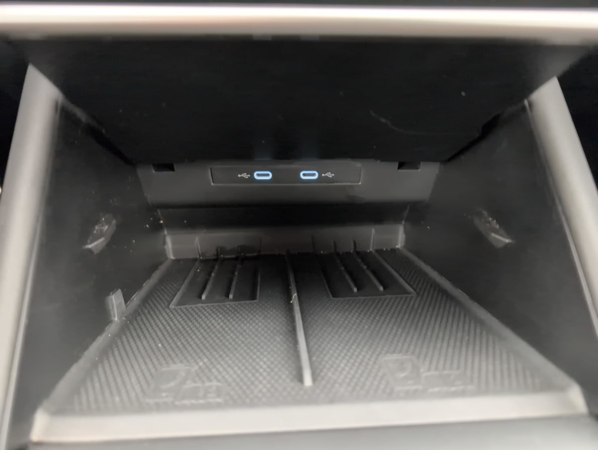 Volkswagen Tiguan — photo 19