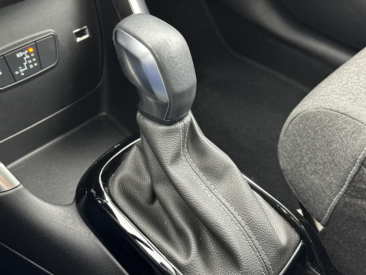 Citroën C3 Aircross puretech 130 s&s eat6 shine pack — photo 28