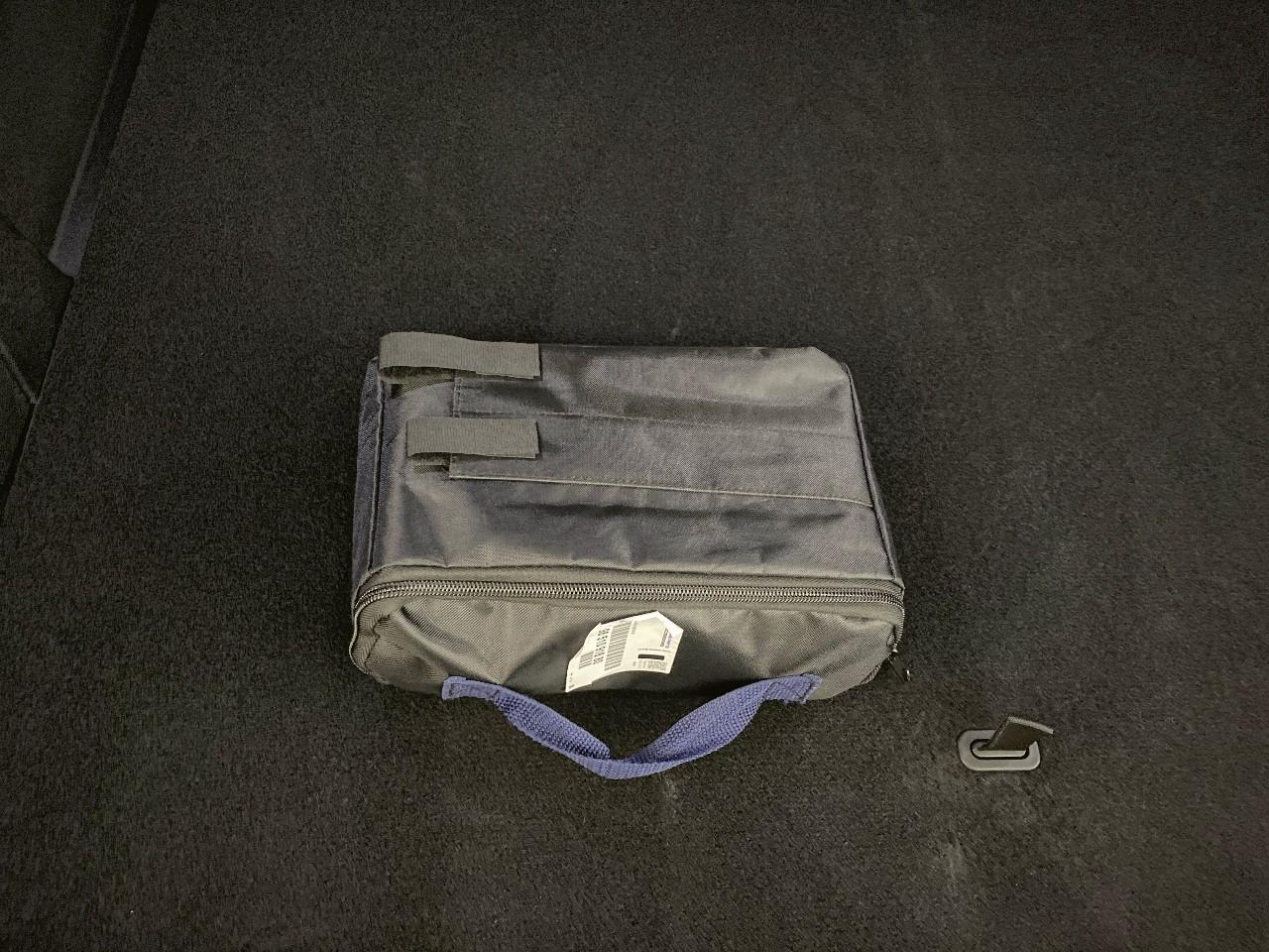 Ds Ds 7 crossback bluehdi 130 eat8 etoile — photo 16