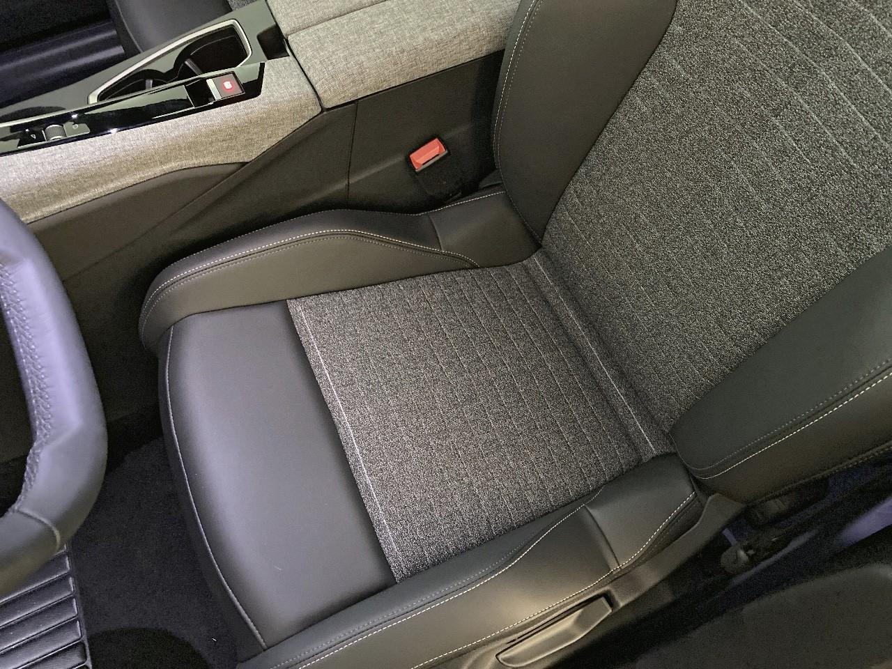 Peugeot 5008 hybrid 145 ch e-dcs6 allure — photo 9
