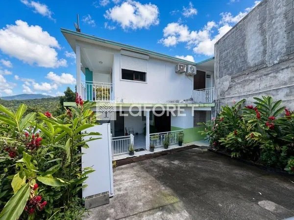 Maison 8 pièces 180 m²
