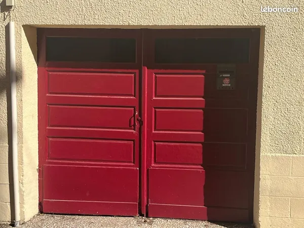 Garage à louer à Lalinde