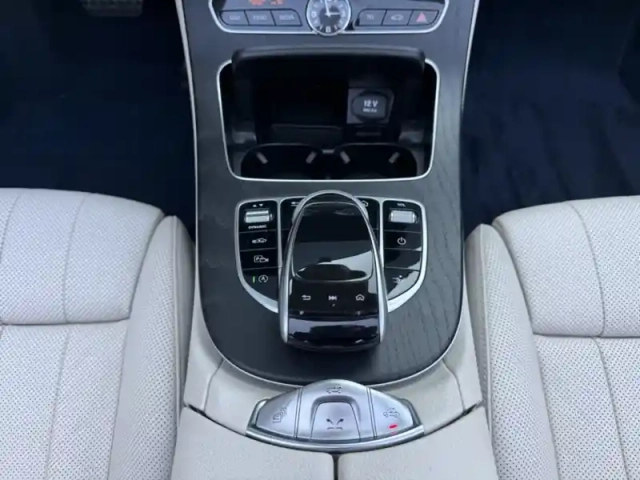 Mercedes Classe E cabrio 220 d sportline — photo 30