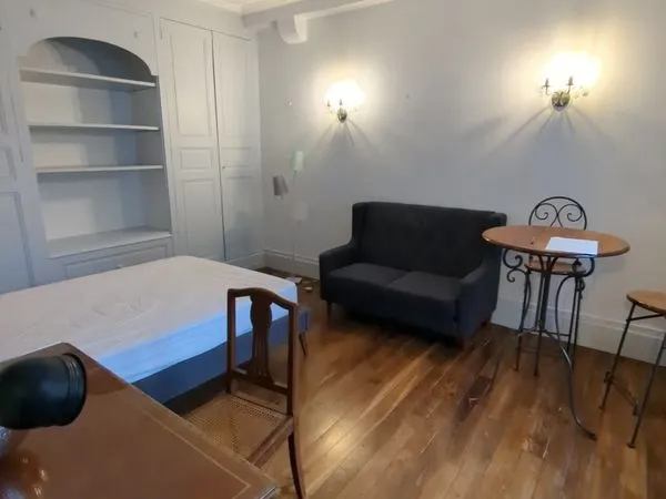 Studio meublé A louer