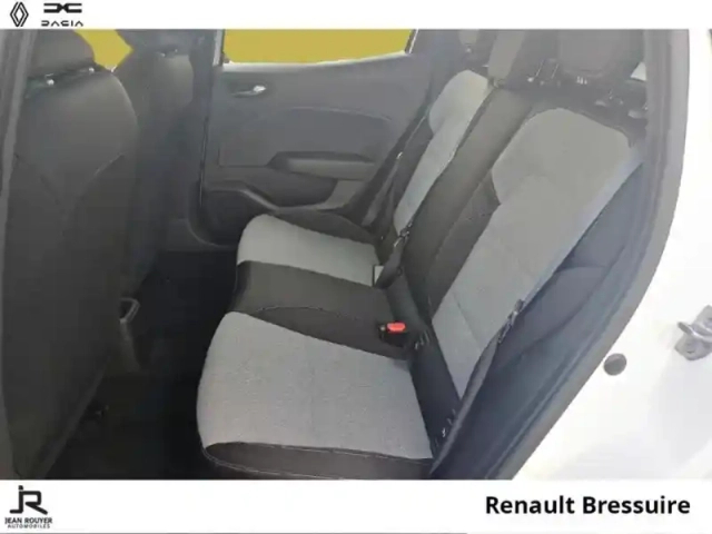 Renault Clio 1.5 dci 100ch evolution - 25 — photo 4
