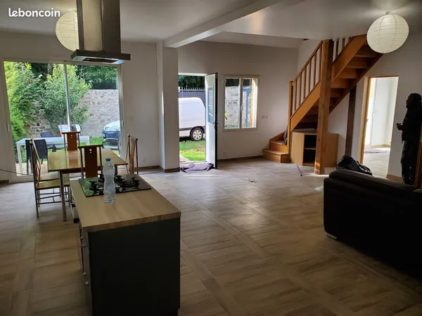 Maison 120m² à louer à Rubelles