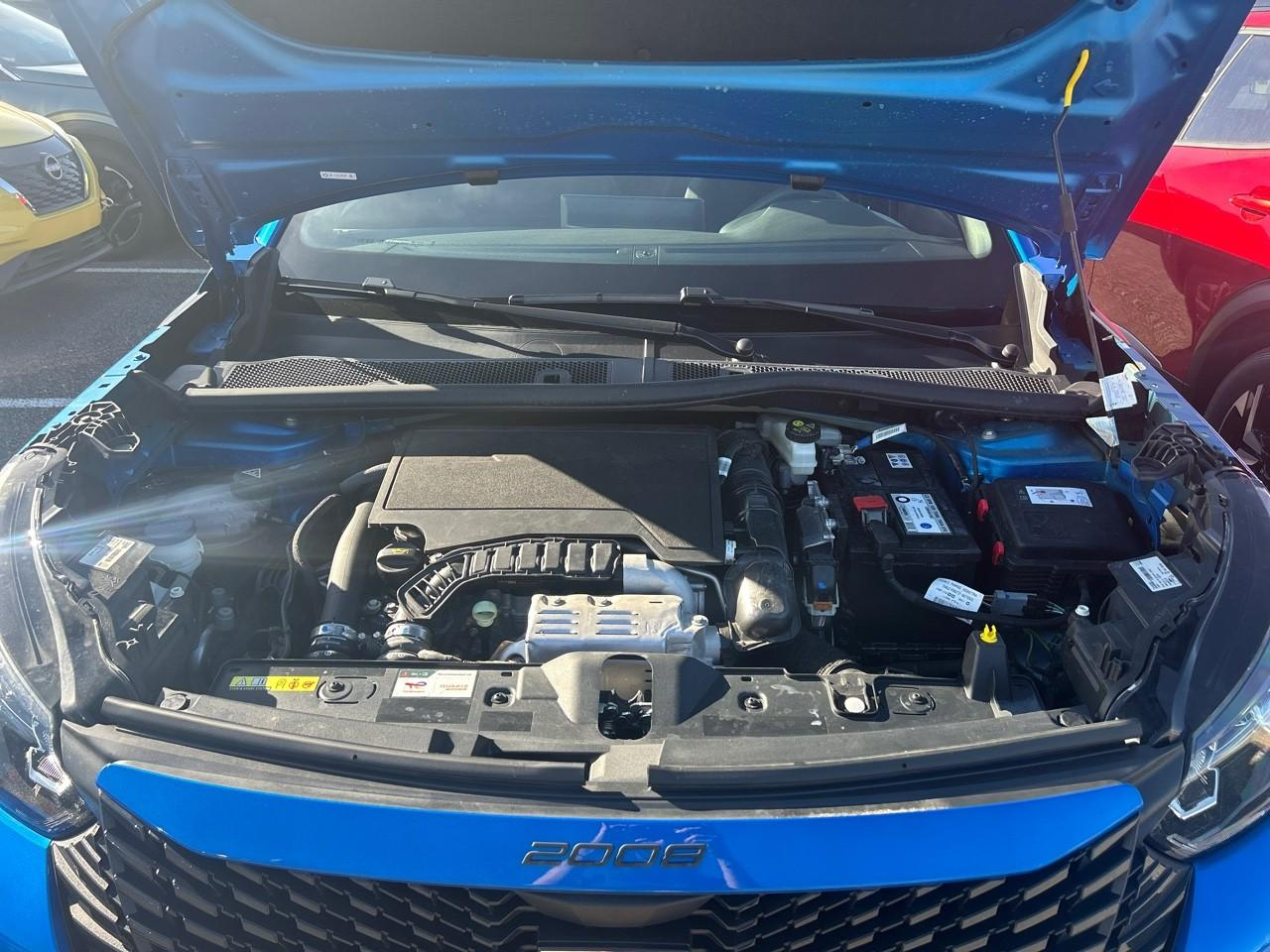 Peugeot 2008 1.2 puretech 100ch s&s active — photo 20