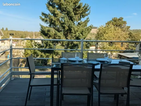 Maison 126 m² rénovée — 3 chambres, poêle à bois, sous-sol complet & jardin à Saint-Nicolas-de-Port