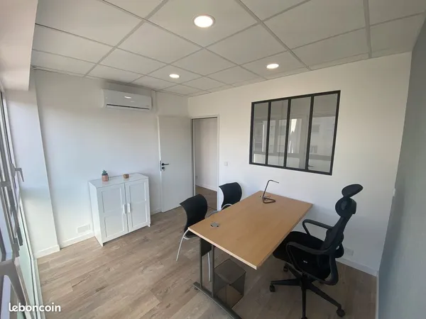 Bureau à louer | Climatisé, meublé pour activité tertiaire / profession libérale / télétravail / cow