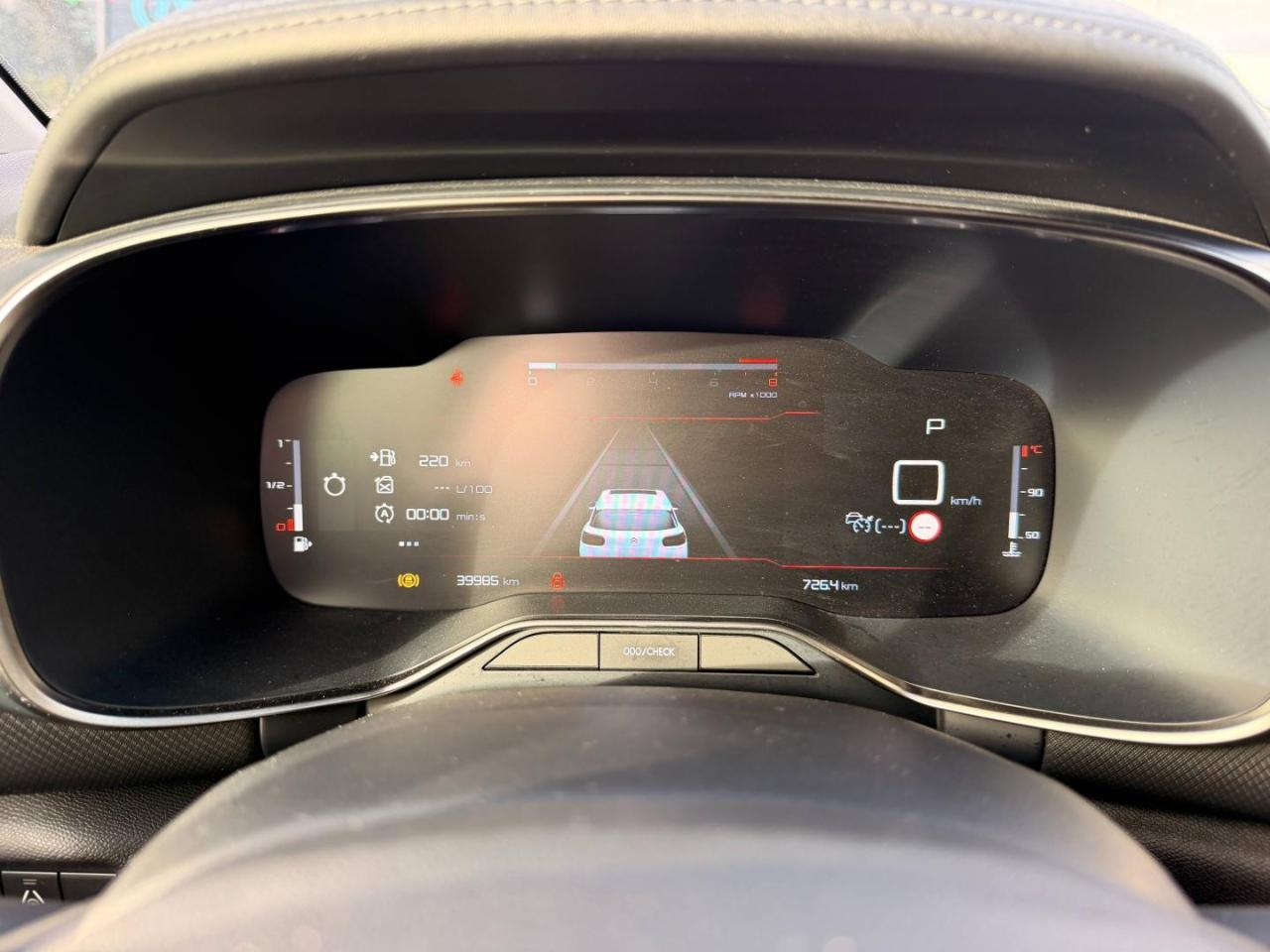 Citroën C5 Aircross puretech 130ch s&s shine eat8 — photo 16