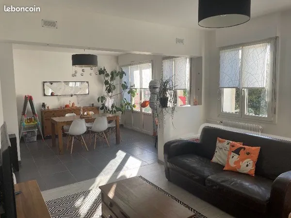 Appartement T3 avec jardin partagé et place de parking