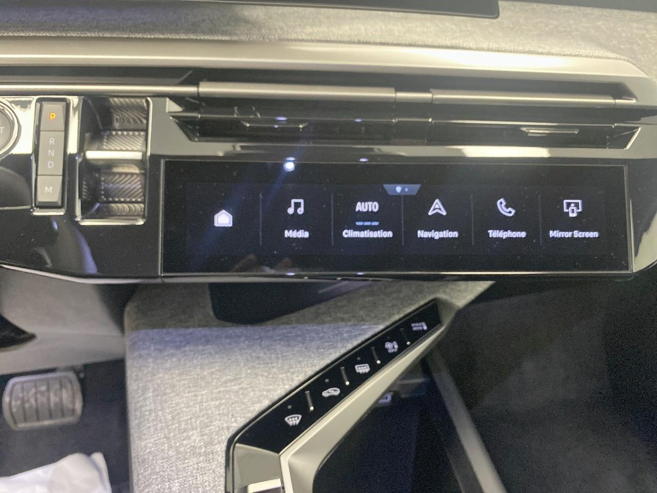 Peugeot 3008 hybrid 136 e-dcs6 allure — photo 15