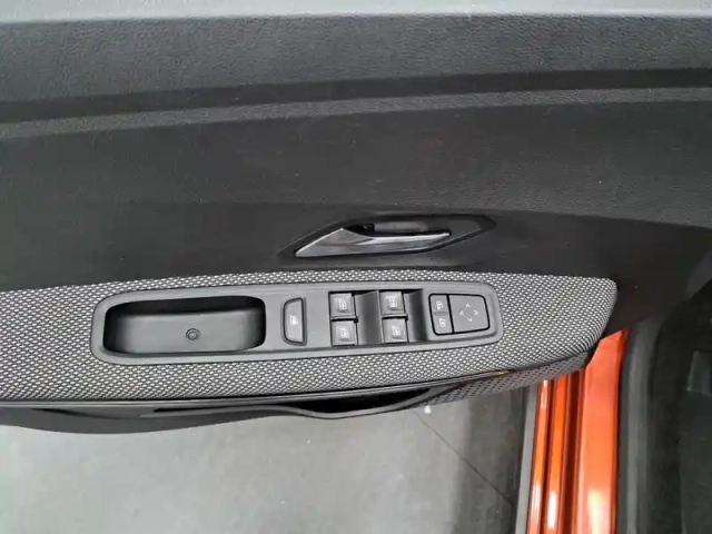 Dacia Jogger tce 110 7 places — photo 32