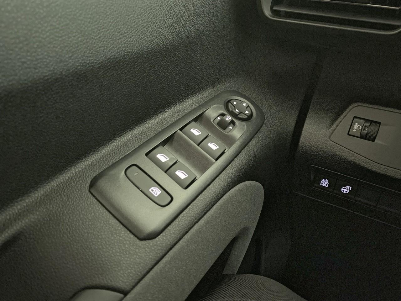 Peugeot Rifter m diesel 130 ch automatique 5pl gt — photo 20