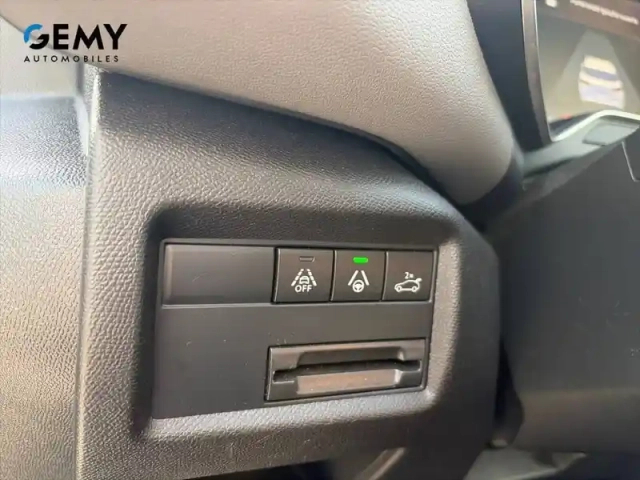 Citroën C5 Aircross puretech 180 s&amp;s eat8 — photo 13