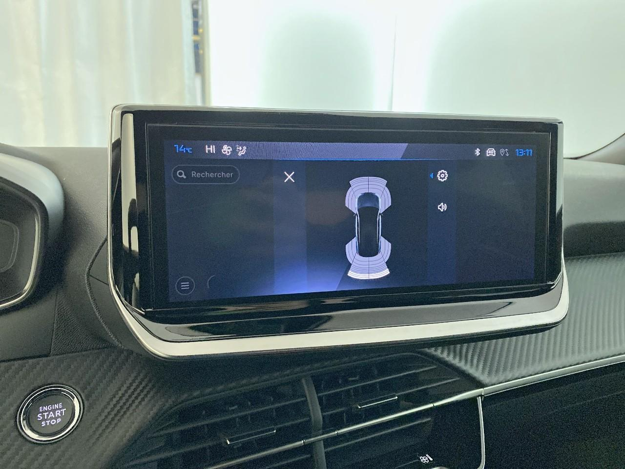Peugeot 2008 hybrid 145 ch e-dcs6 allure — photo 17