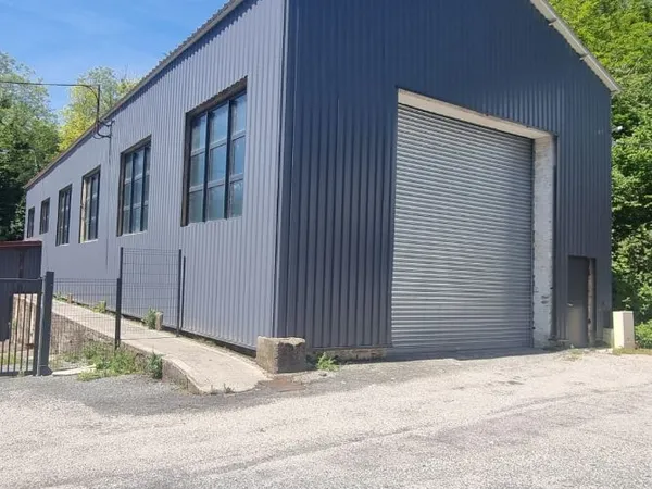 Entrepôt industriel de 40 m²- 150 m²-300m² (possibilité sous-location)