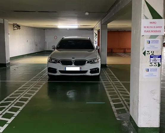 Loue parking 6m²