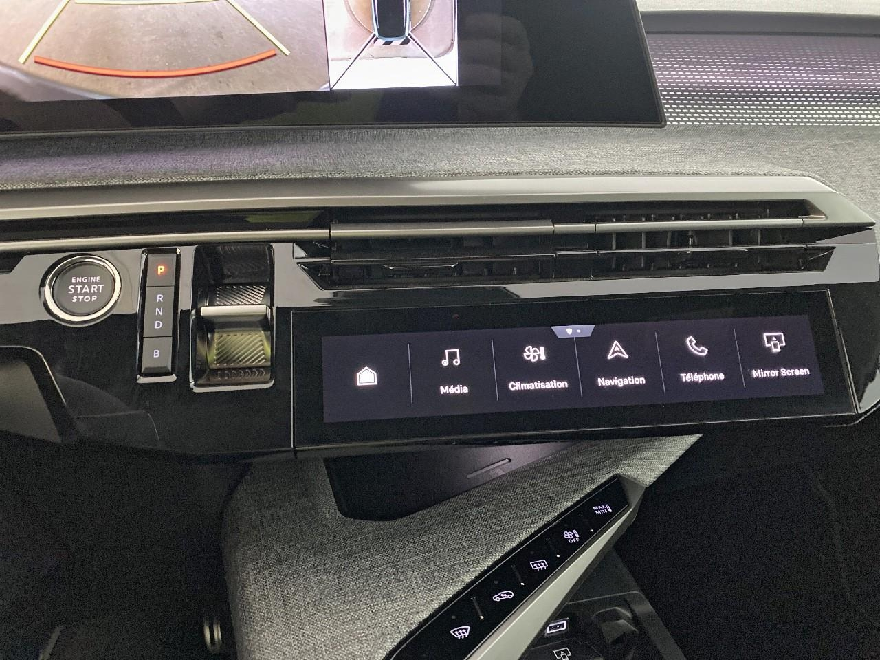Peugeot 3008 plug-in hybrid 195 e-dcs7 gt — photo 17