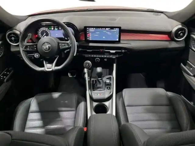 Alfa Romeo Tonale 1.5 hybrid 160 ch vgt tct7 veloce — photo 8