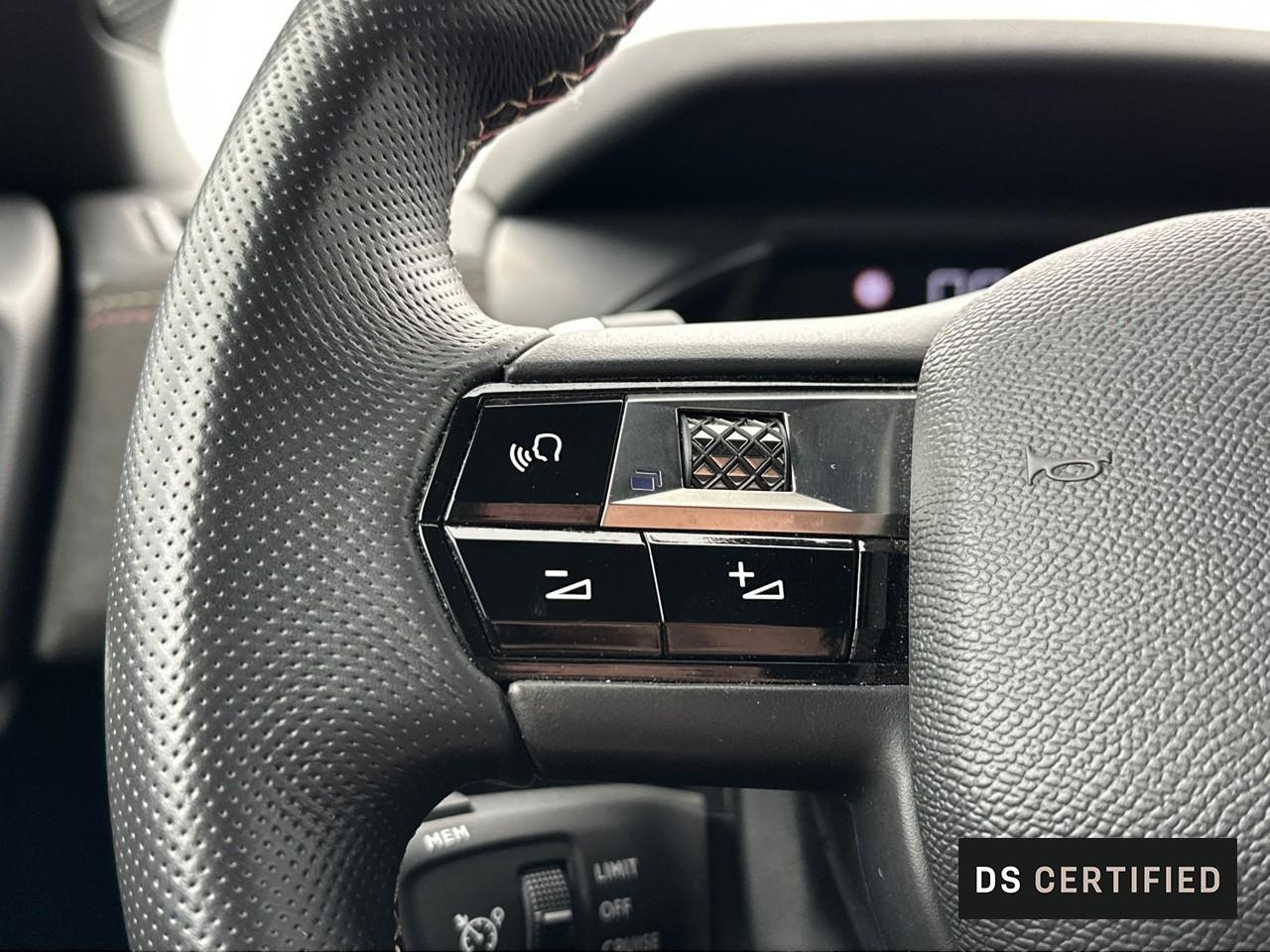 Ds Ds 3 crossback puretech 155 eat8 performance line+ — photo 21