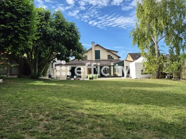 Maison 6 pièces 148 m²