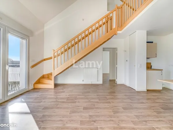 Appartement 4 pièces 81 m²