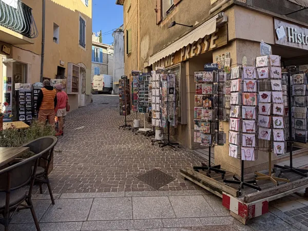 FONDS DE COMMERCE LIBRAIRIE PRESSE PAPETERIE