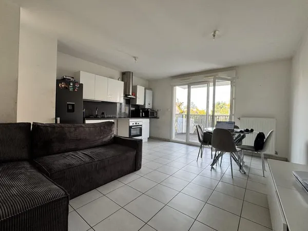 T3 de 60 m2 avec terrasse et stationnement en sous-sol