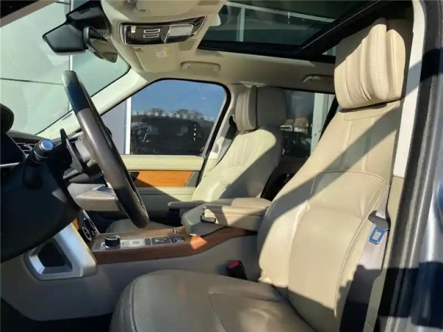 Land Rover Range Rover mark vii swb p400e phev si4 2.0l 400ch — photo 12