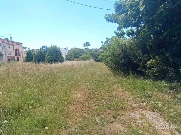 Terrain 485 m²